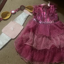 Kid's Size Small 5-6 but small